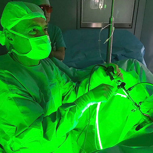láser de urología antonini - © Antonini Urología - Mini Cirugía Uro-Andrológica Invasiva